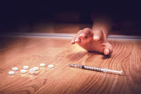 Стадии наркомании: как прогрессирует наркозависимость. Стадии опиумной ...