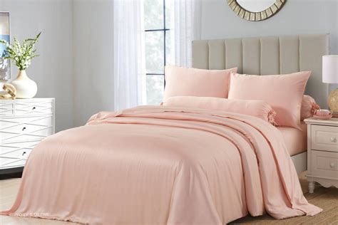 A guide to bed sheets: thread counts, sizes and more