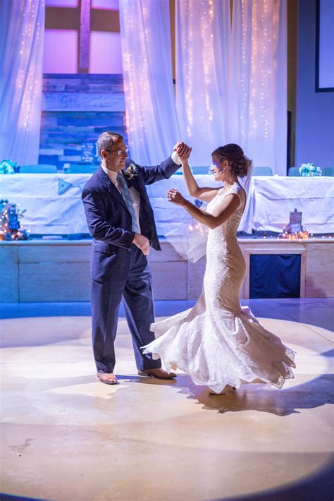 VENDOR SPOTLIGHT | VERA'S HOUSE OF BRIDALS | Madison Wedding Gown Boutique