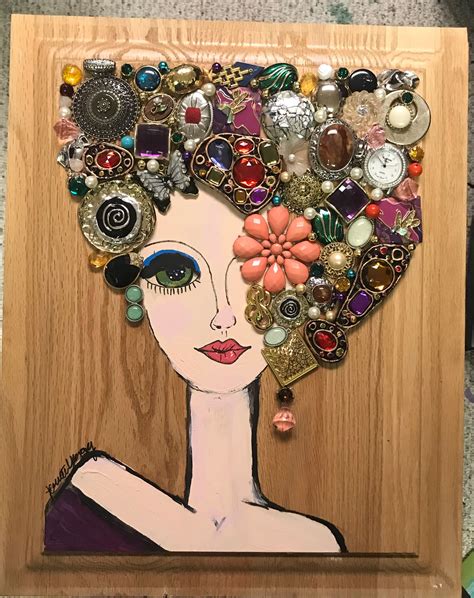 Pin by Kajal Valekar on Boutique interior | Bead art, Old jewelry ...