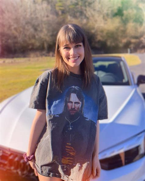 Haesicks - Age, Height, Net Worth, Boyfriend, Bio, Facts, Wiki