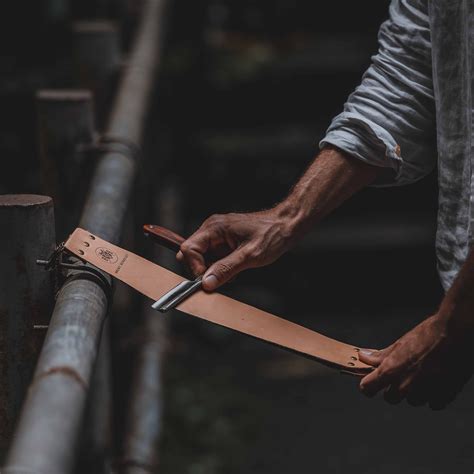 Brent Berkeley - Stropping Belt Basic-Flex (Cowhide Leather)