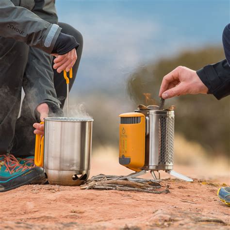 BioLite CampStove KettlePot Coffee Set - BioLite CampStove 2+ - Touch ...