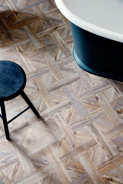 Amtico Signature LVT in Parisian Pine (AR0W7860) in a Basket Weave ...