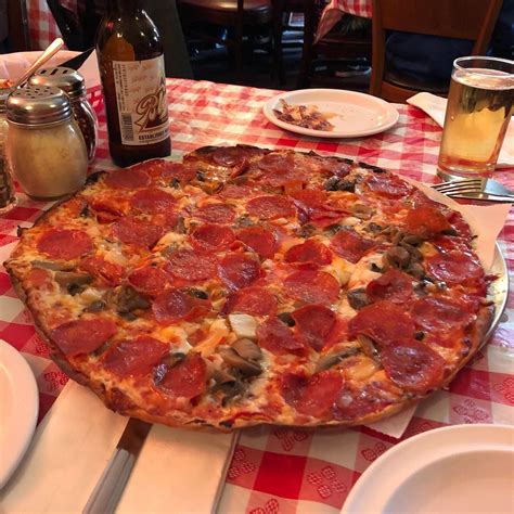 ZAFFIRO'S, Milwaukee - Lower East Side - Menu, Prices & Restaurant ...