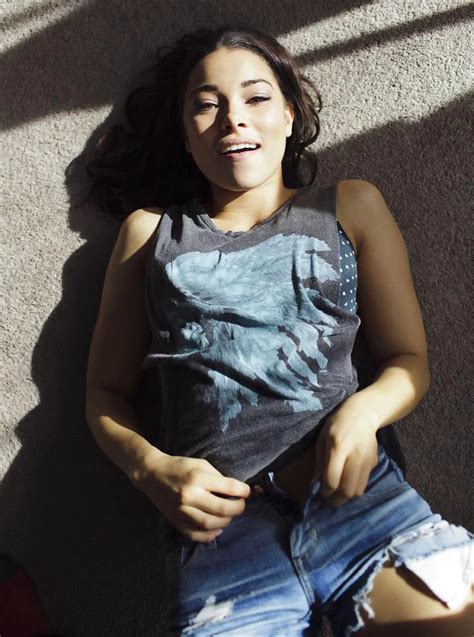 Jessica Parker Kennedy : r/CelebsInJeanShorts