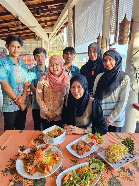 Pantai Seaview Restaurant Halal Food กะหลิม ภูเก็ต | แกลเลอรีที่โพสต์ ...