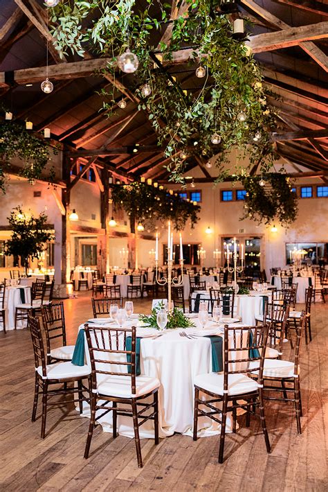 Mayra and Eli's Traditional Spanish Wedding - Wed Society® Austin