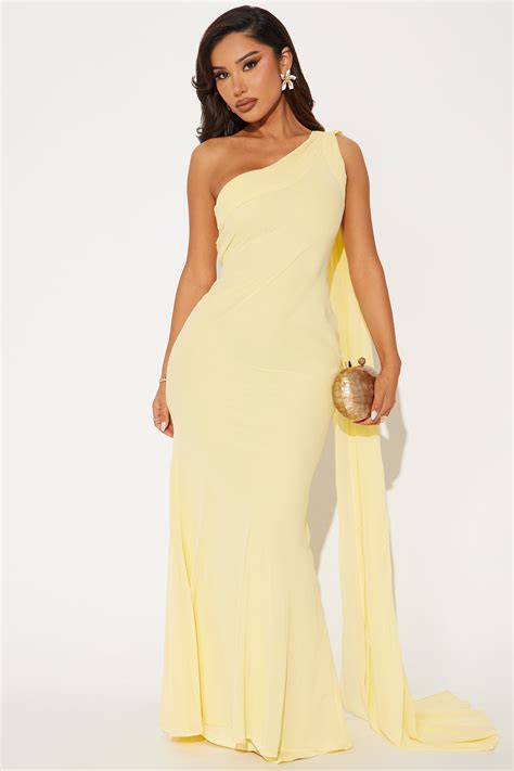 Discover Women's Yellow Dresses | Fashion Nova