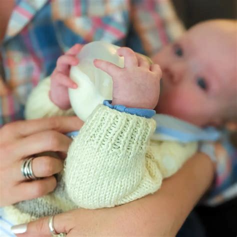 Twin-Tested: Nanobebe Flexy Baby Bottles Shake Up Feeding Time ...
