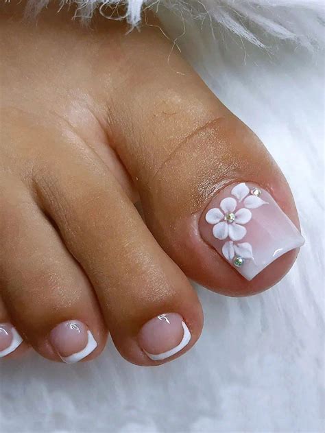 Get Glamorous with 24pcs Short Square White French Flower Print Fake Toenail & 1pc Nail File ...