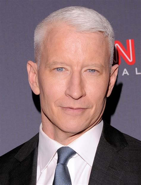 Anderson Cooper Biography, Age, Family, Height, Marriage, Salary, Net ...