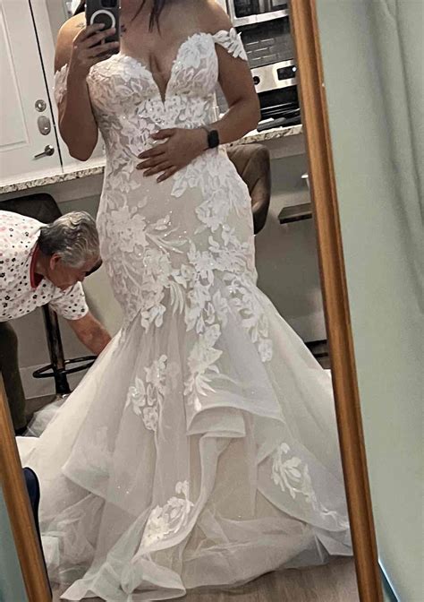 Sophia Tolli New Wedding Dress Save 40% - Stillwhite