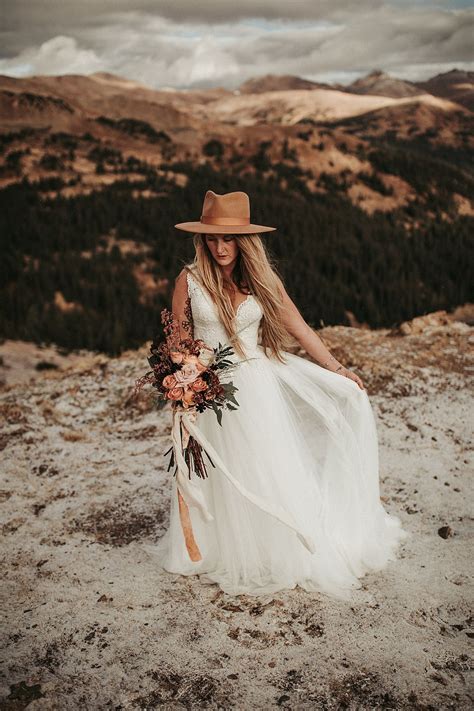 Bohemian Fall Colorado Elopement | Mountain wedding dress, Bohemian bride, Moody wedding photography