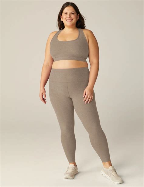 15 Eco-Friendly And Sustainable Activewear Brands To Have For Your Next ...