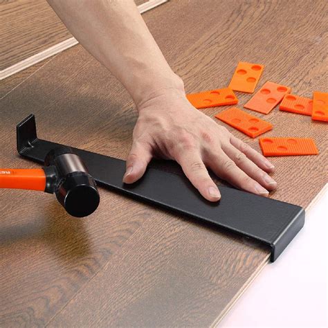 Laminate Wood Flooring Installation Tools | Floor Roma