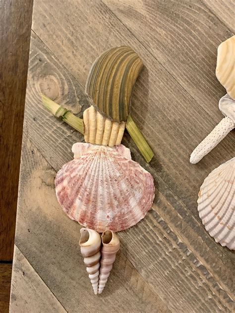 Seashell People Wall Decor / Seashell Beach Friends Sisters / Beachy ...