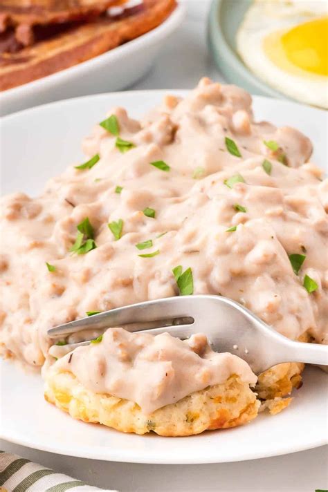 Sausage Gravy Recipe for Southern Breakfast