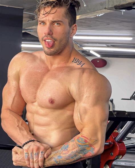 gerardo sacco on Tumblr