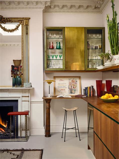 Inside Downton Abbey star Joely Richardson's glamorous London flat ...