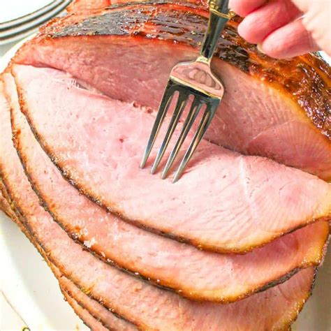 Honey Baked Spiral Ham - BeeyondCereal