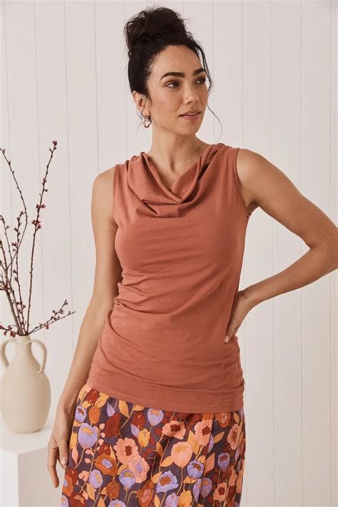 MahaShe Rosa Cotton Top – Tantrika Clothing