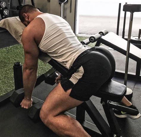 Top 103+ Pictures Photos Of Mens Butts Excellent