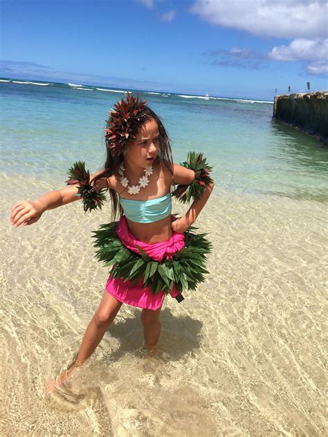 What Is Pretty Girl In Hawaiian at Annabelle Wang blog