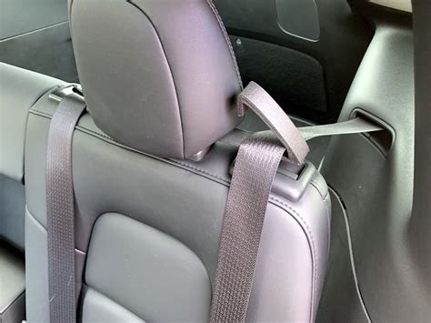 Car Seat Belt Guides