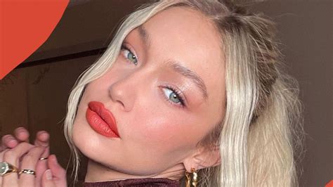 Gigi Hadid Layers Two Perfumes To Smell ‘So Good’ And We've Got The Deets | Glamour UK
