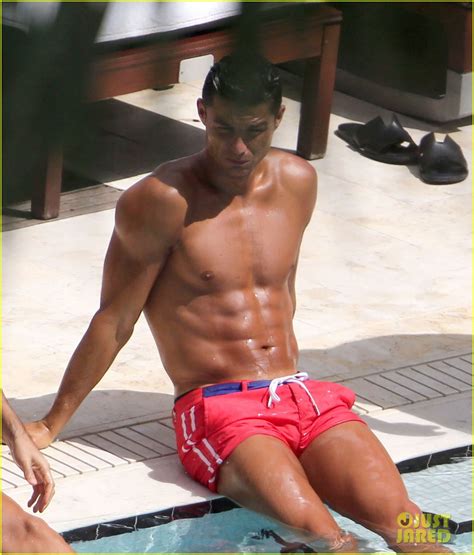 Cristiano Ronaldo Shirtless