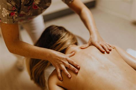 4 Best Spots For A Massage In Hougang: Relax Your Body (2026)