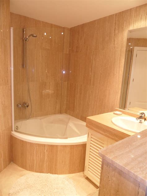 Corner Tub Shower Combo Units