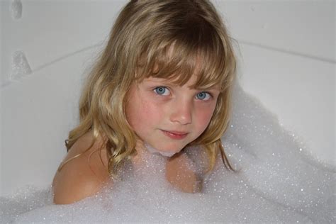 Hope Happenings: Bubble Bath Fun!