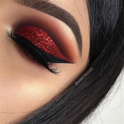 ARONI HOSSAIN on Instagram: “ | Red eye makeup, Red eyeshadow makeup ...