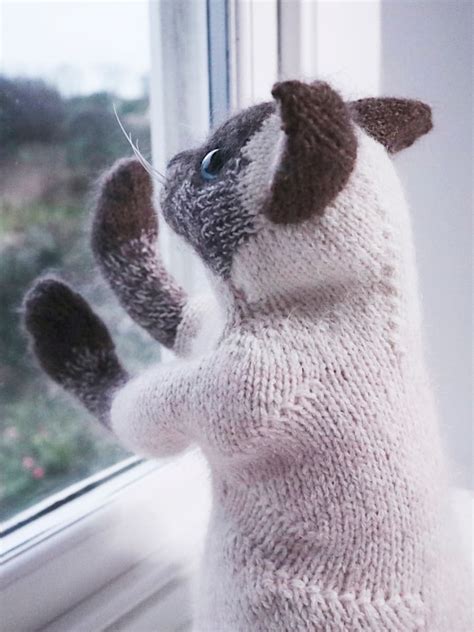 Вязаная спицами Сиамская кошка Siamese Cat