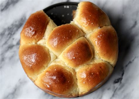 Incredibly Soft Milk and Honey Buns - Hokkaido Milk Bread - Travel ...