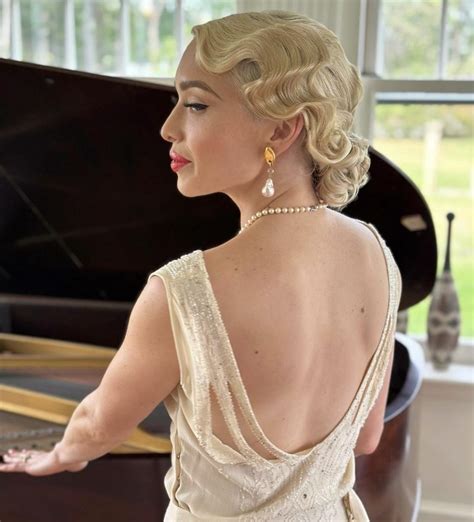 12 Finger Waves Hairstyles That Will Add A Touch Of Vintage Glam To ...