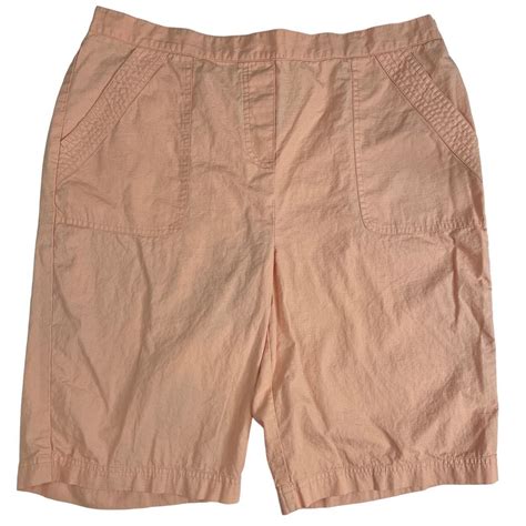 Alfred Dunner Women's Elastic Waist Shorts Size 14... - Depop