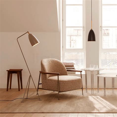 Gubi Grasshopper Floor lamps at light11.eu