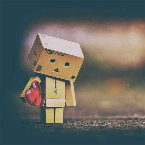 [100+] Sad Profile Pictures | Wallpapers.com