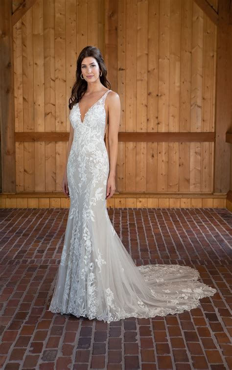 Sparkly Fit-and-Flare Lace Wedding Dress with Beaded Back Detail