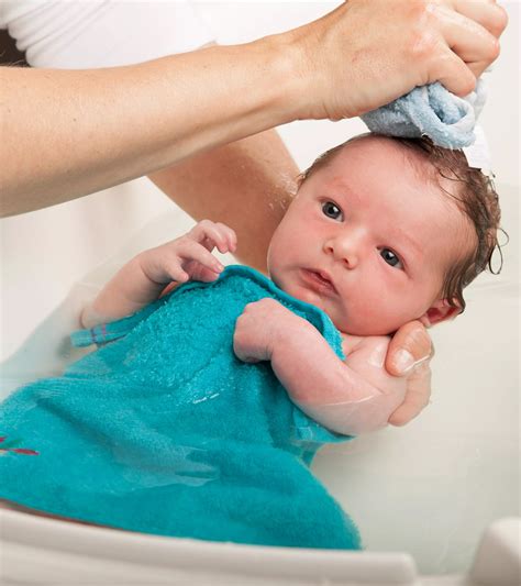 Newborn Bath Temperature: A Complete Guide For Safe Baby Baths