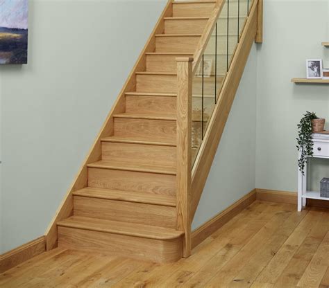 Solid Oak Stair Tread Un-Grooved 22x270x1000mm