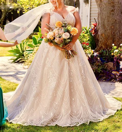 Moscato Wedding Dress