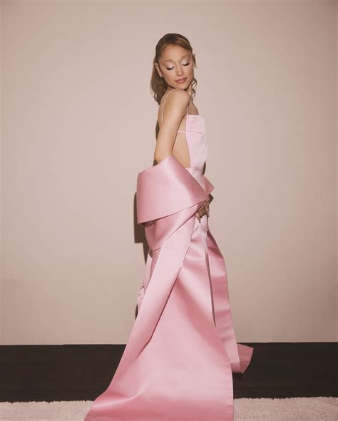 Ariana Grande | 𖦹 ☼ ⋆｡˚⋆ฺ Yes, And? has debuted at number one ...