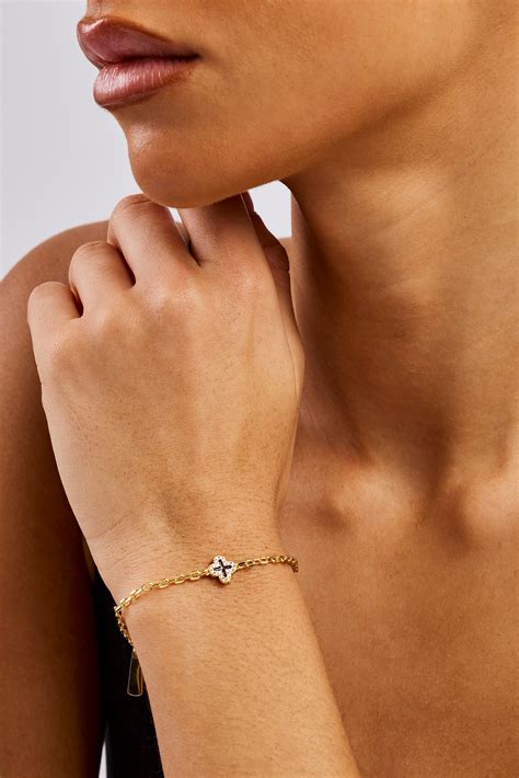 Women's Iced Out Jewelry | Women's Hip Hop Jewelry | Cernucci - Cernucci US