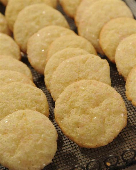 Mother's Sour-Cream Cookies | Recipe | Sour cream cookies, Sour cream ...