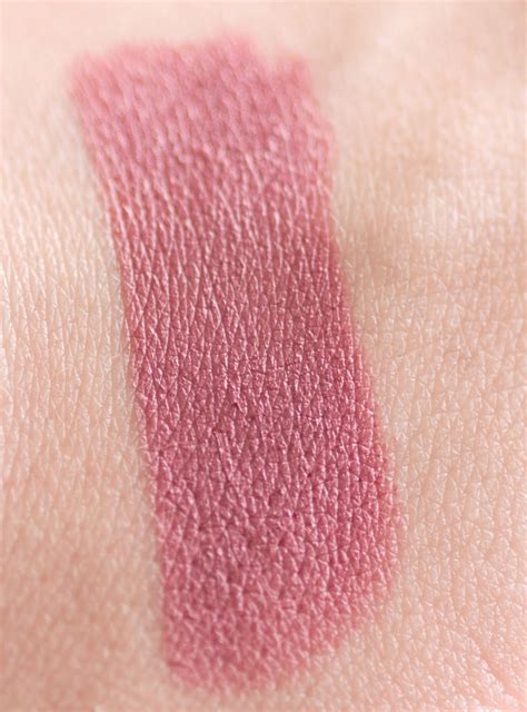 NYX Matte Lipstick "Whipped Caviar" - Ann's blog