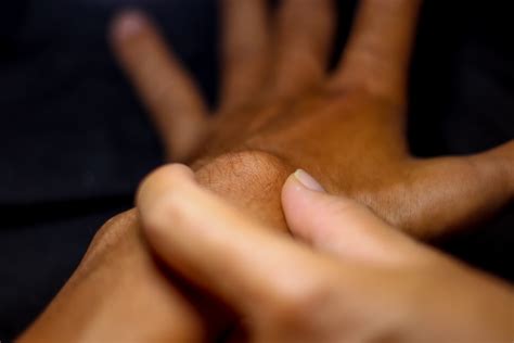 Recovering From a Ganglion Cyst Removal - Regional Hand Center